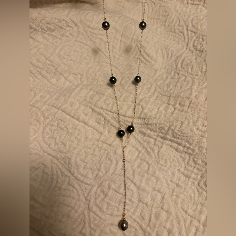 Tahitian pearl gold fill lariat necklace app. 15 in. long…app.5-6mm pearls